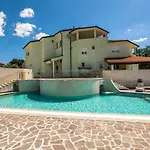 Amela Apartment