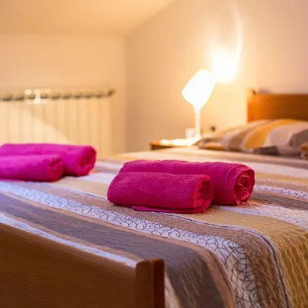 Amela Apartment Pula