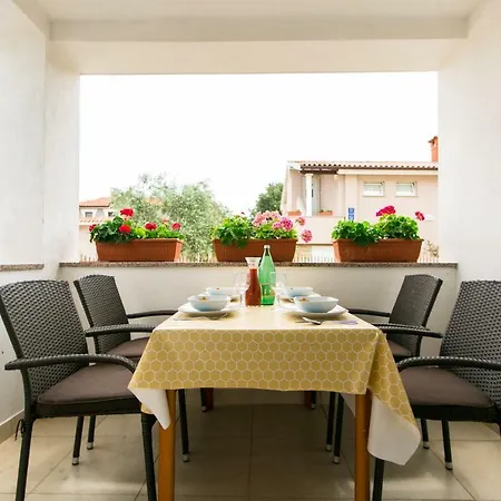 Amela Apartment *