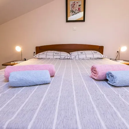 Amela Appartement *