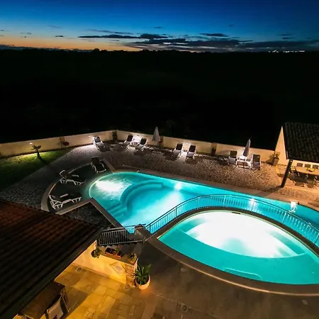 Amela Apartment Pula