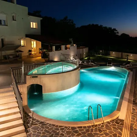 Amela Appartement *