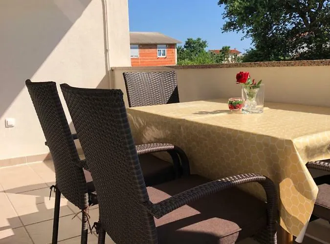 Amela Apartman *