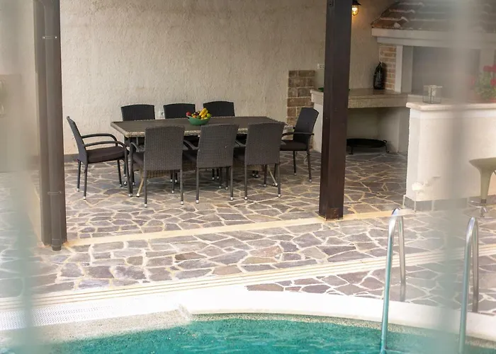 Apartamento Amela Pula